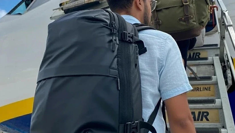 Backpack with compression system for efficient packing